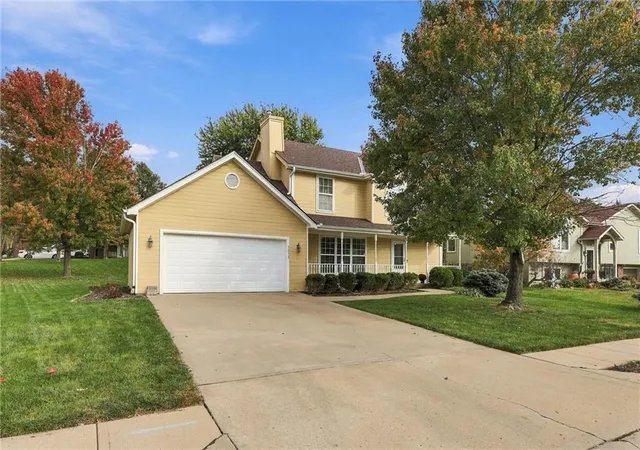 Photo 2 of Single family home for sale at 5253 N Jefferson St, Kansas City, MO 64118 | MLS# 2649239 | Listing updated on 2026-10-30