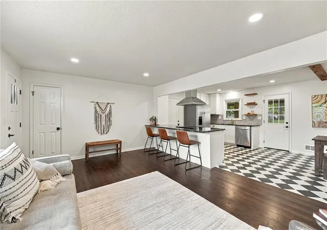 Photo 2 of Single family home for sale at 2913 S Westport Rd, Independence, MO 64052 | MLS# 2649271 | Listing updated on 2026-10-30