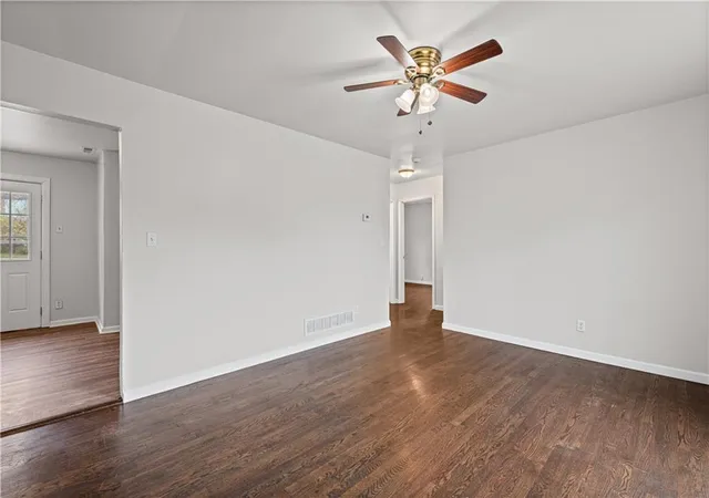Photo 4 of Single family home for sale at 6136 Rowland Ave, Kansas City, KS 66104 | MLS# 2649320 | Listing updated on 2026-10-29