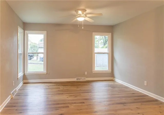 Photo 3 of Single family home for sale at 1506 S Sharp Ave, Marshall, MO 65340 | MLS# 2649321 | Listing updated on 2026-10-29