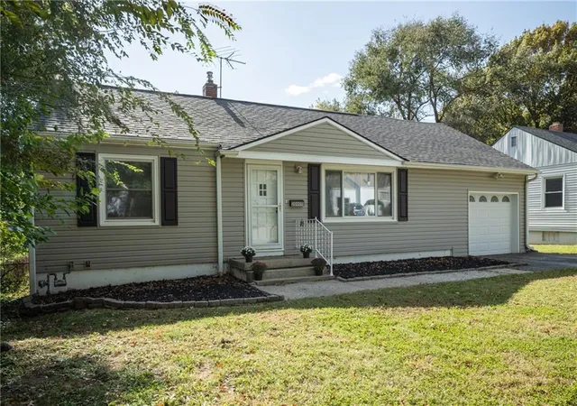 Photo 2 of Single family home for sale at 10001 E 34th Street, Independence, MO 64052 | MLS# 2649349 | Listing updated on 2026-10-29