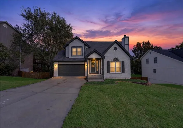 Photo 1 of Single family home for sale at 6529 Nw Hidden Valley Rd, Kansas City, MO 64152 | MLS# 2649371 | Listing updated on 2026-10-29