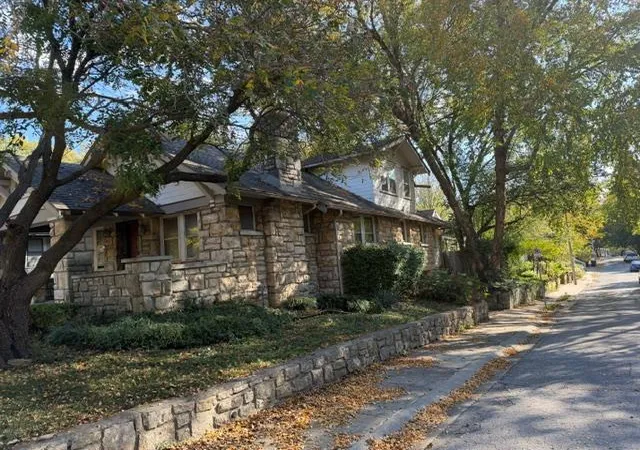 Photo 1 of Single family home for sale at 801 E 54th Street, Kansas City, MO 64110 | MLS# 2649377 | Listing updated on 2026-10-29