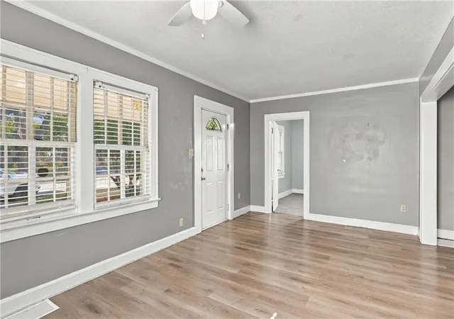 Photo 3 of Single family home for sale at 543 S Hardy Ave, Independence, MO 64053 | MLS# 2649378 | Listing updated on 2026-10-29