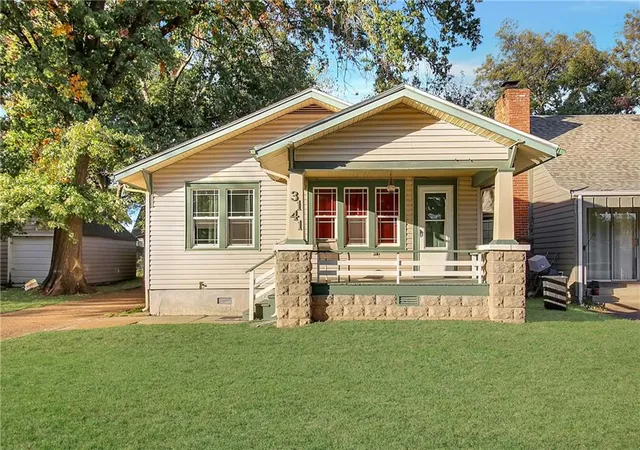 Photo 1 of Single family home for sale at 3141 Corning Ave, Parsons, KS 67357 | MLS# 2649384 | Listing updated on 2026-10-29