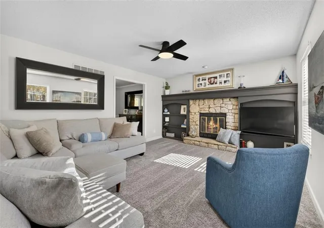 Photo 4 of Single family home for sale at 15318 W 79th Terrace, Lenexa, KS 66219 | MLS# 2649387 | Listing updated on 2026-10-29