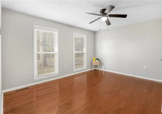 Photo 1 of Single family home for sale at 3001 Wing Ave, Sedalia, MO 65301 | MLS# 2649401 | Listing updated on 2026-10-29
