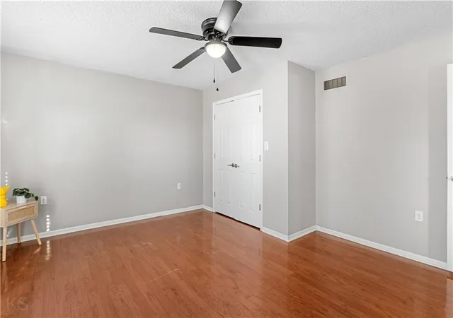 Photo 2 of Single family home for sale at 3001 Wing Ave, Sedalia, MO 65301 | MLS# 2649401 | Listing updated on 2026-10-29