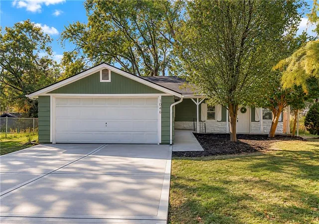 Photo 1 of Single family home for sale at 1046 S 79th Terrace, Kansas City, KS 66111 | MLS# 2649409 | Listing updated on 2026-10-29