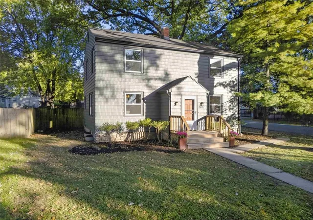 Photo 2 of Single family home for sale at 8037 Jefferson St, Kansas City, MO 64114 | MLS# 2649419 | Listing updated on 2026-10-29
