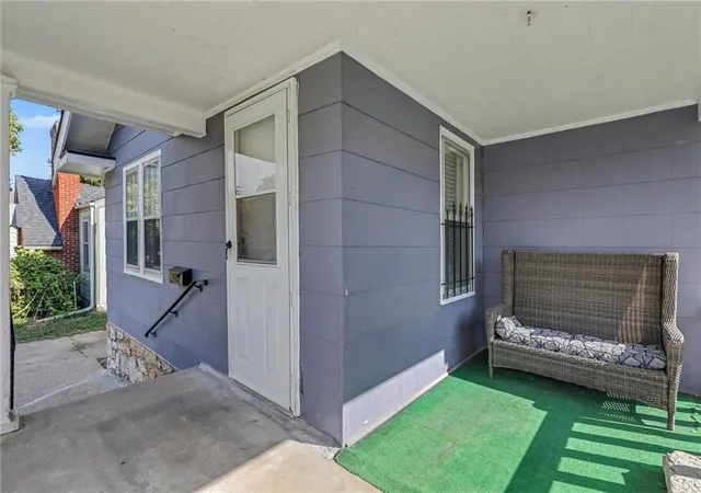 Photo 2 of Single family home for sale at 7537 Wyandotte St, Kansas City, MO 64114 | MLS# 2649433 | Listing updated on 2026-10-30