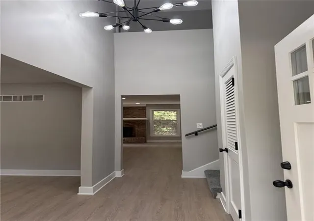 Photo 1 of Single family home for sale at 304 NE Oak Tree Ct, Lees Summit, MO 64086 | MLS# 2649434 | Listing updated on 2026-10-30