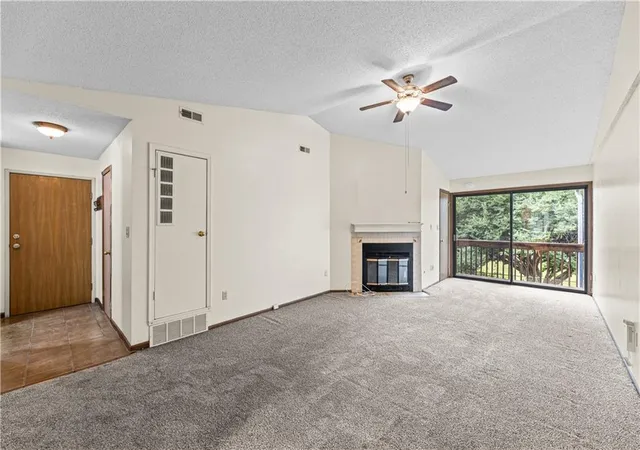 Photo 4 of Condo for sale at 8143 Holmes Rd #201, Kansas City, MO 64131 | MLS# 2649446 | Listing updated on 2026-10-30