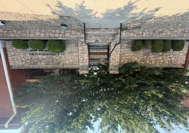 Listing Photo 1 - Condo for sale in building located at 4203 Clark Ave, Kansas City, MO 64111 - Unit #1