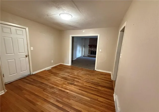 Photo 2 of Single family home for sale at 8207 Antioch Rd, Overland Park, KS 66204 | MLS# 2649477 | Listing updated on 2026-10-30