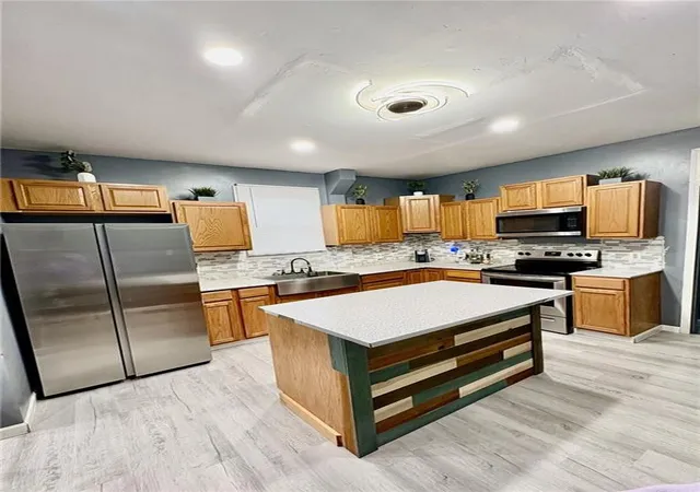 Photo 2 of Single family home for sale at 3025 Locust St, Saint Joseph, MO 64501 | MLS# 2649485 | Listing updated on 2026-10-30