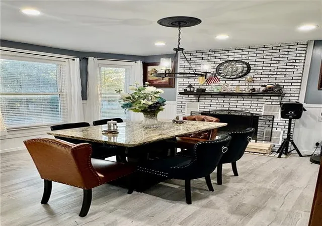 Photo 4 of Single family home for sale at 3025 Locust St, Saint Joseph, MO 64501 | MLS# 2649485 | Listing updated on 2026-10-30