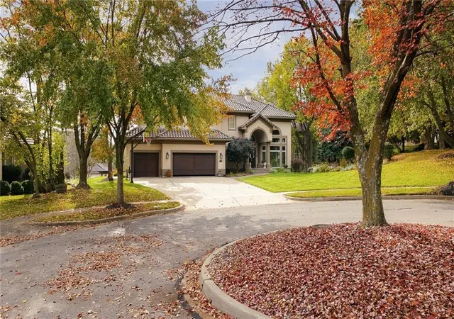 Photo 2 of Single family home for sale at 1205 NW 43rd Terrace, Kansas City, MO 64116 | MLS# 2649494 | Listing updated on 2026-10-30
