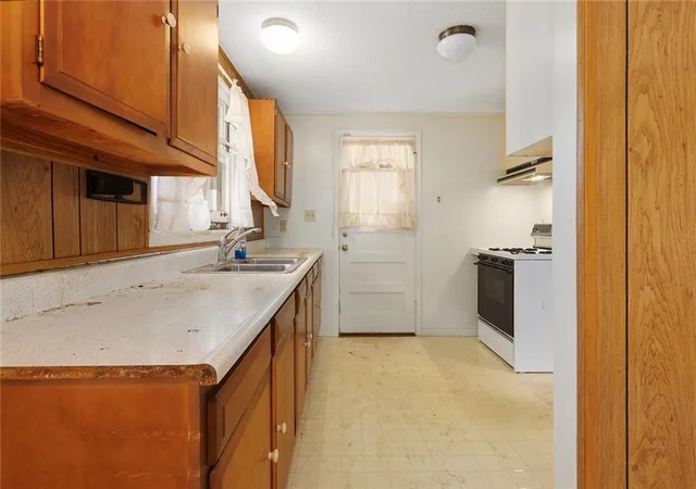 Photo 3 of Single family home for sale at 4509 W 75th Street, Prairie Village, KS 66208 | MLS# 2649531 | Listing updated on 2026-10-30