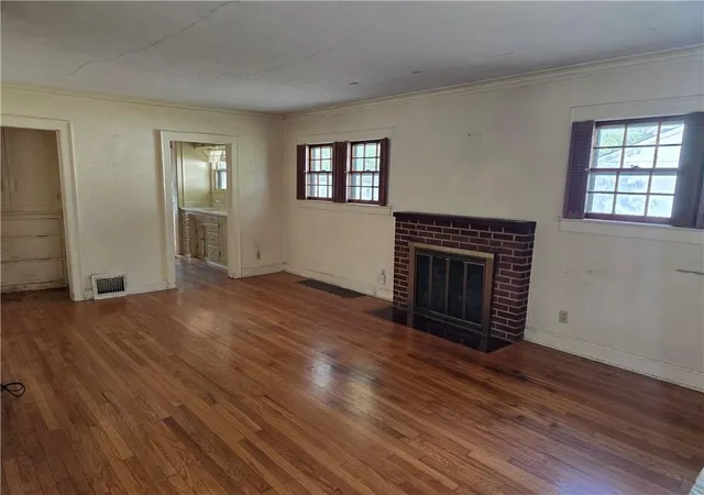 Photo 1 of Single family home for sale at 1916 Ralston Ave, Independence, MO 64052 | MLS# 2649550 | Listing updated on 2026-10-30