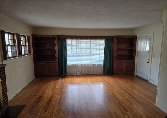 Photo 2 of Single family home for sale at 1916 Ralston Ave, Independence, MO 64052 | MLS# 2649550 | Listing updated on 2026-10-30