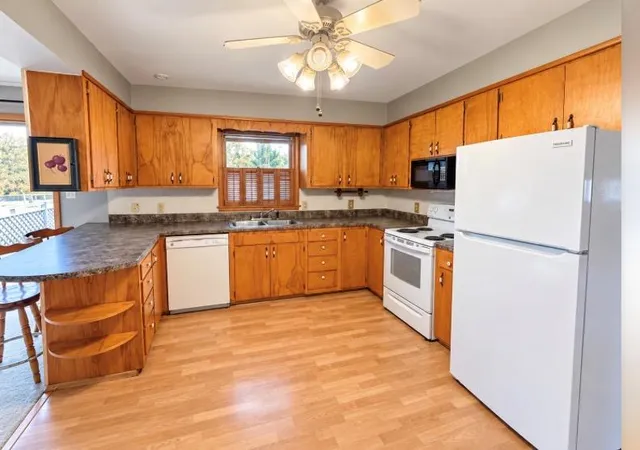 Photo 3 of Single family home for sale at 620 Katy Dr, Maryville, MO 64468 | MLS# 2649552 | Listing updated on 2026-10-30