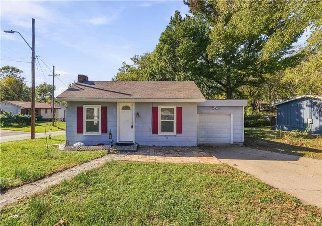 Photo 1 of Single family home for sale at 4428 N Olive St, Kansas City, MO 64116 | MLS# 2649577 | Listing updated on 2026-10-30