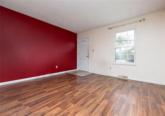 Photo 4 of Multi family home for sale at 5315 NW 87th Court, Kansas City, MO 64154 | MLS# 2649603 | Listing updated on 2026-10-30