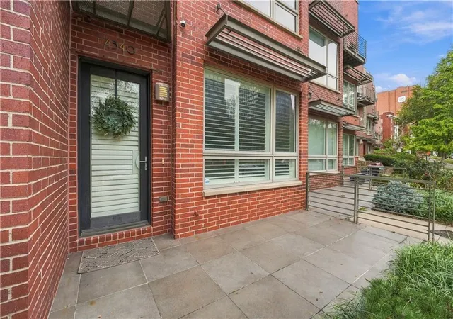 Photo 1 of Condo for sale at 4540 J C Nichols Pkwy, Kansas City, MO 64111 | MLS# 2649604 | Listing updated on 2026-10-30