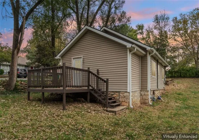 Photo 3 of Single family home for sale at 2801 S 28th Street, Kansas City, KS 66106 | MLS# 2649618 | Listing updated on 2026-10-30