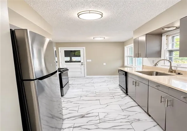 Photo 4 of Single family home for sale at 11107 Street, Raytown, MO 64133 | MLS# 2649635 | Listing updated on 2026-10-31