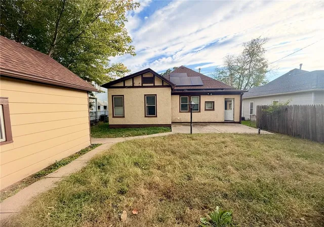 Photo 4 of Single family home for sale at Faraon St, Saint Joseph, MO 64501 | MLS# 2649662 | Listing updated on 2026-10-30