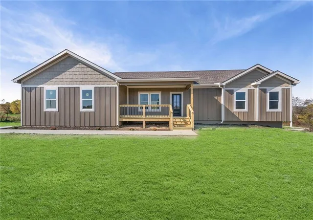 Single family home for sale at 1688 Northwest 145th Rd, Kingsville, MO 64061 | MLS# 2649702