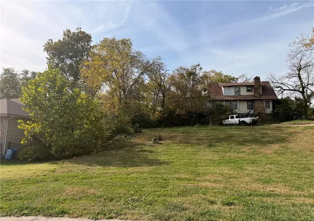 Photo 1 of Land for sale at 3906 Wayne Ave, Kansas City, MO 64110 | MLS# 2649715 | Listing updated on 2026-10-30