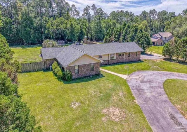 2nd image of 5500 Baker Rd, Milton, FL 32570 | MLS# 683929
