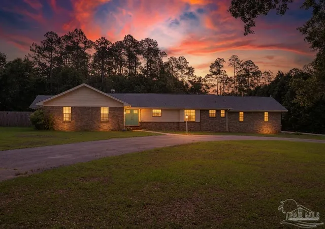 Photo 3 of Single family home for sale at 5500 Baker Rd, Milton, FL 32570 | MLS# 683929 | Listing updated on 2026-08-19