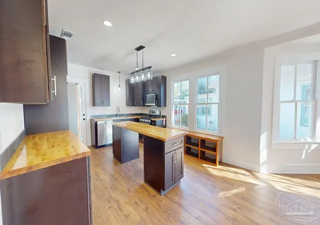 4th image of 1218 E Cervantes St, Pensacola, FL 32501 | MLS# 676342