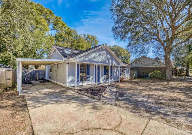 2nd image of 3936 Elmcrest Dr, Pensacola, FL 32504 | MLS# 682401