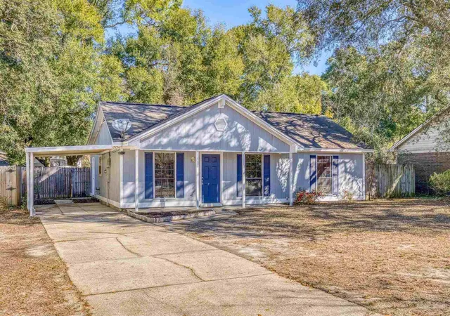 3rd image of 3936 Elmcrest Dr, Pensacola, FL 32504 | MLS# 682401