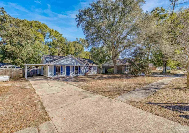 5th image of 3936 Elmcrest Dr, Pensacola, FL 32504 | MLS# 682401