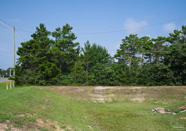 Photo 1 of Land for sale at 4282 Gulf Breeze Pkwy, Gulf Breeze, FL 32563 | MLS# 685057 | Listing updated on 2026-07-01