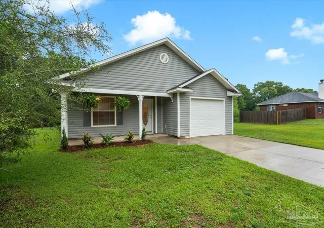 Homes for sale in Pace, FL | 4812 Fairoaks Dr, Pace, FL 32571 | MLS# 684318