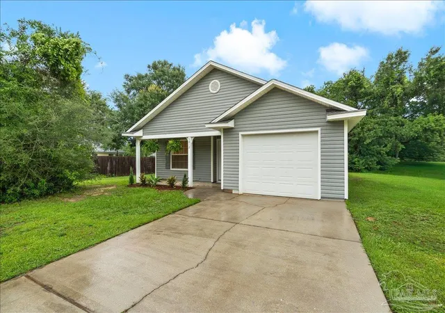 Homes for sale in Pace, FL | 4812 Fairoaks Dr, Pace, FL 32571 | MLS# 684318