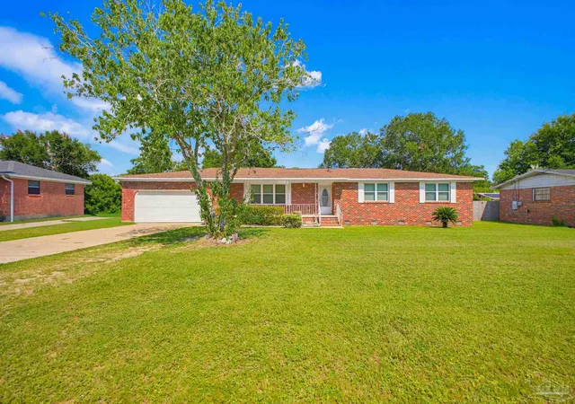 Photo 3 of Single family home for sale at 7412 Tippin Ave, Pensacola, FL 32504 | MLS# 688052 | Listing updated on 2026-09-23