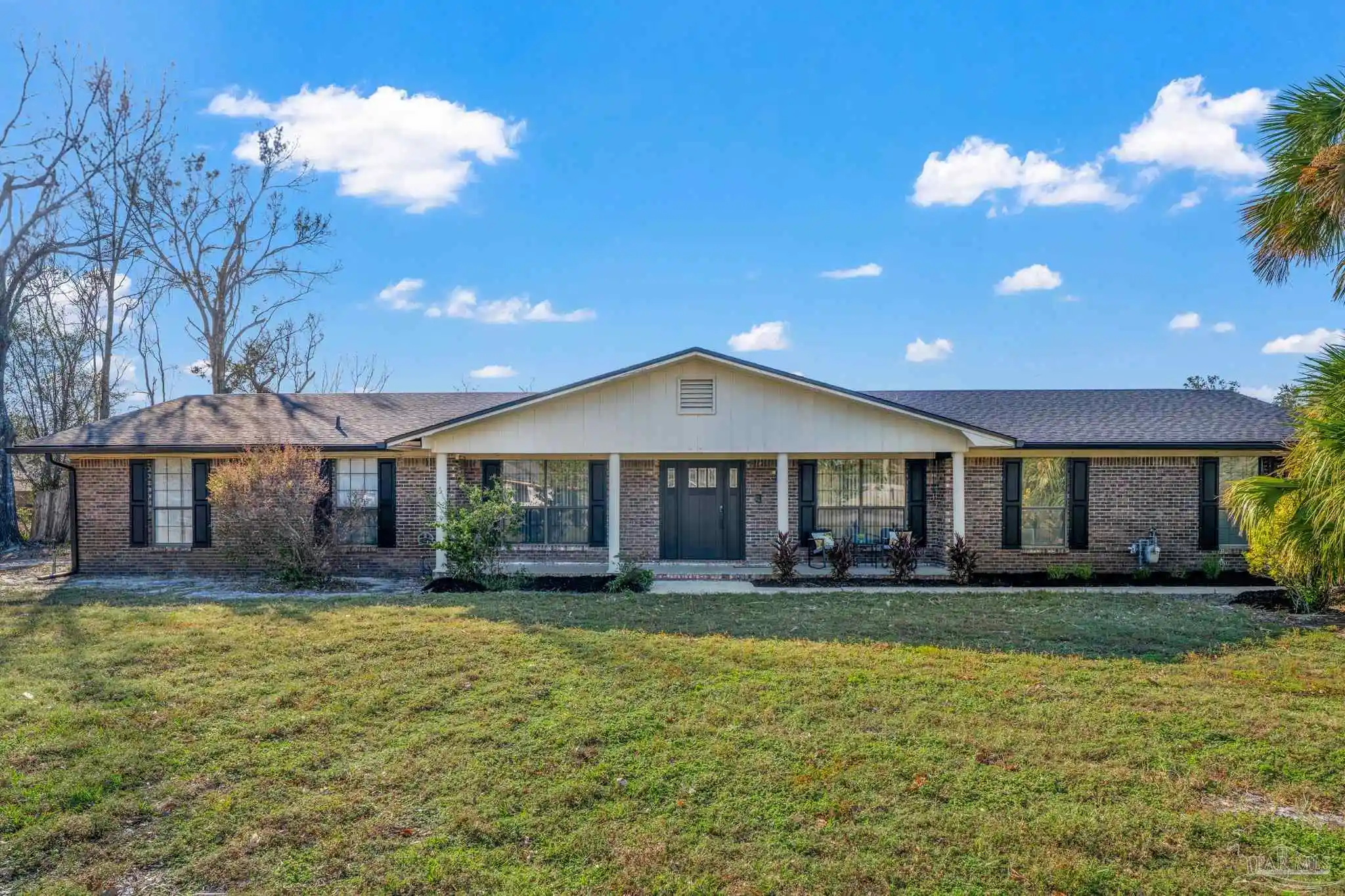 Single family home for sale at 1519 Oak Shore Dr, Gulf Breeze, FL 32563 | MLS# 690222