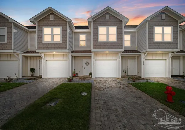 Photo 2 of Townhouse for sale at 1808 Stable Ln, Ft Walton Beach, FL 32547 | MLS# 688251 | Listing updated on 2026-08-29