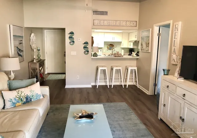 4th image of 336 Ft Pickens Rd #W-205, Gulf Breeze, FL 32561 | MLS# 685724