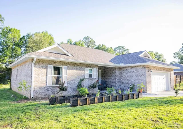 Photo 2 of Single family home for sale at 6283 Andys Ln, Milton, FL 32570 | MLS# 683808 | Listing updated on 2026-08-26