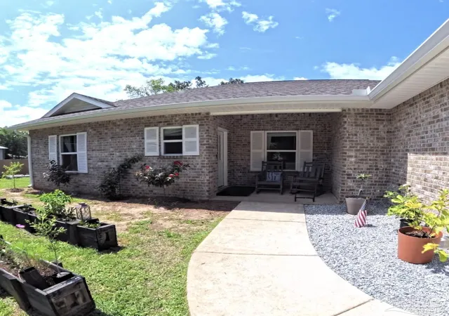 Photo 3 of Single family home for sale at 6283 Andys Ln, Milton, FL 32570 | MLS# 683808 | Listing updated on 2026-08-26