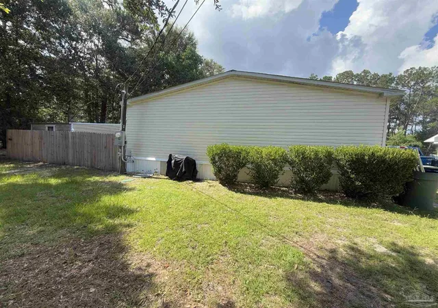 4th image of 12221 Ailanthus Ct, Pensacola, FL 32506 | MLS# 685481